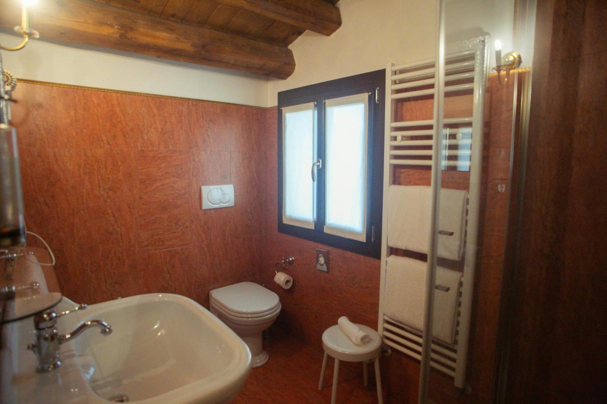 Economy Double or Twin Room