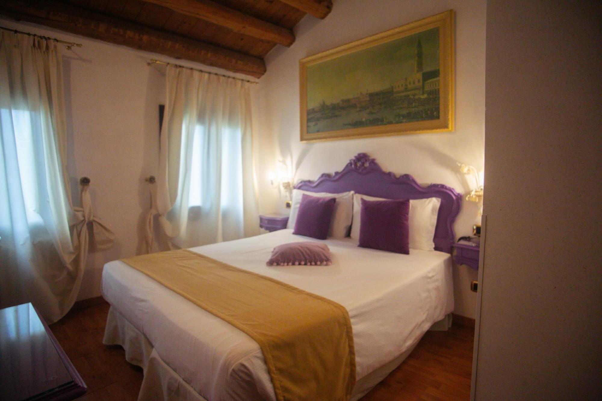 Economy Double or Twin Room
