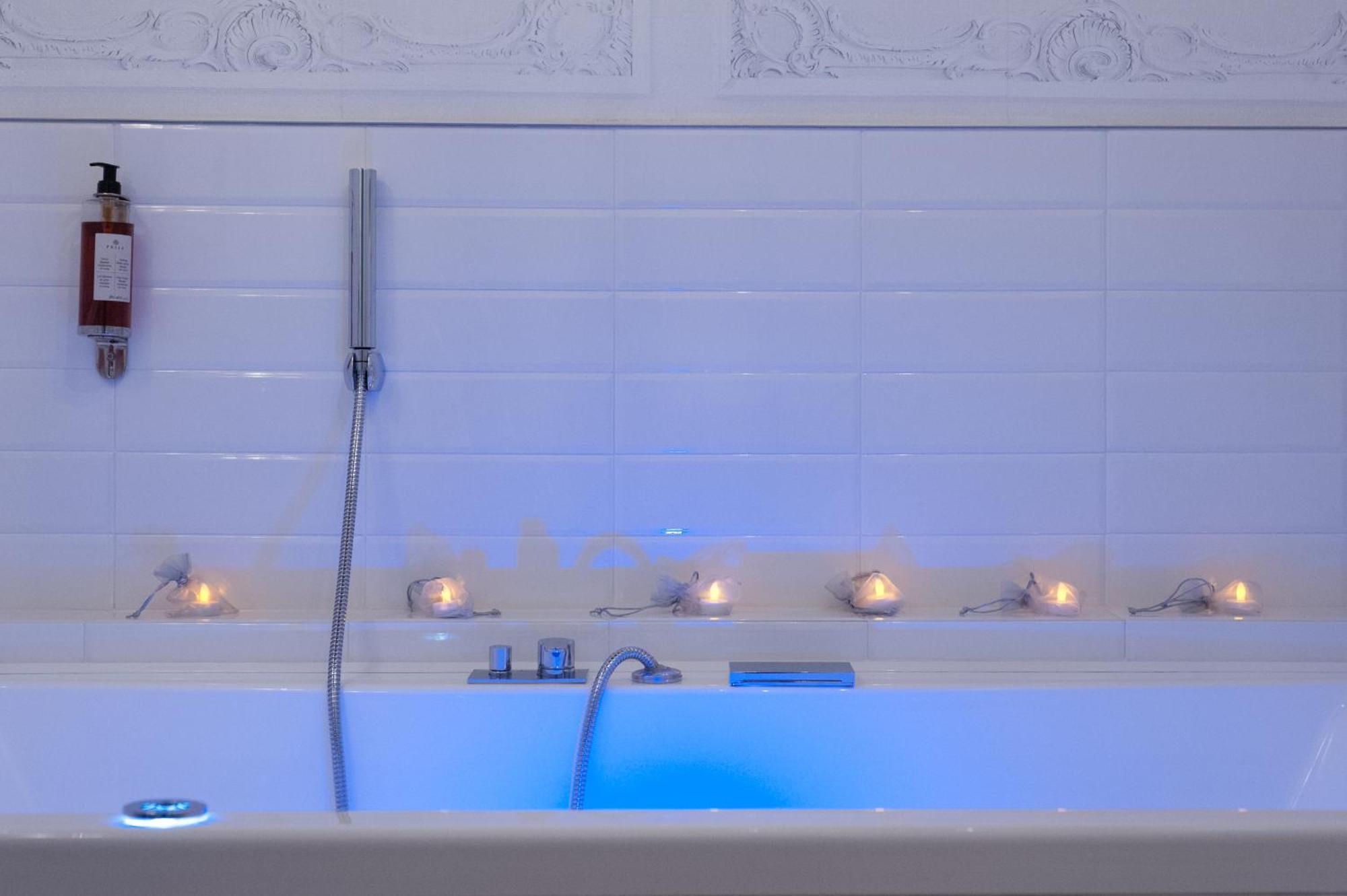 Superior Room Jacuzzi